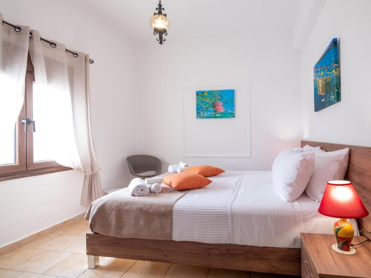 Atalanti Seaside Junior Suites Keratokambos Bagian luar foto