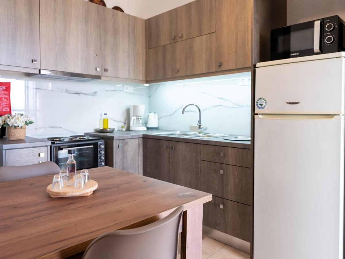 Atalanti Seaside Junior Suites Keratokambos Bagian luar foto