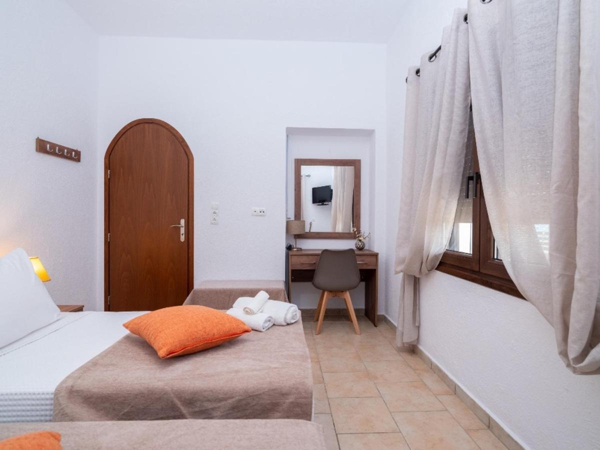 Atalanti Seaside Junior Suites Keratokambos Bagian luar foto