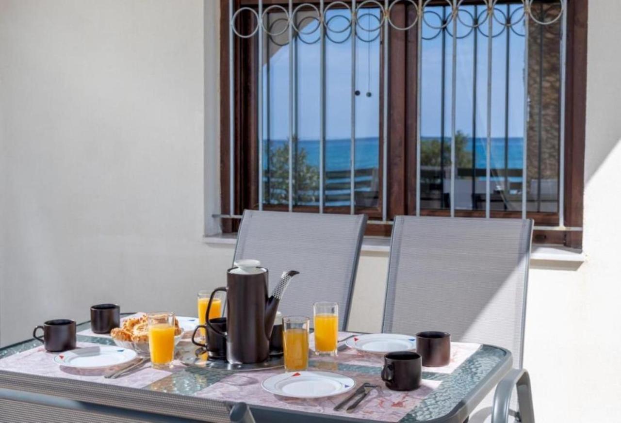 Atalanti Seaside Junior Suites Keratokambos Bagian luar foto