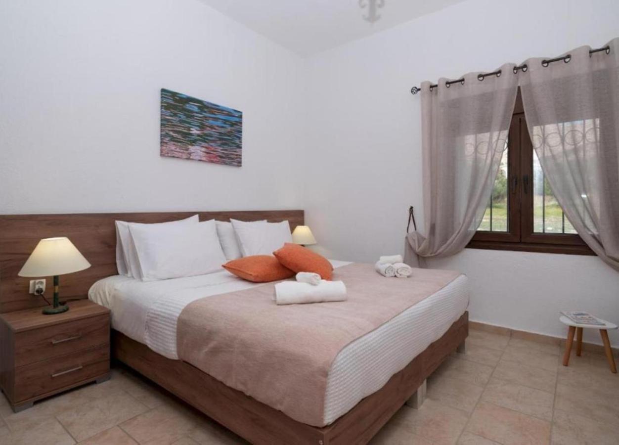 Atalanti Seaside Junior Suites Keratokambos Bagian luar foto