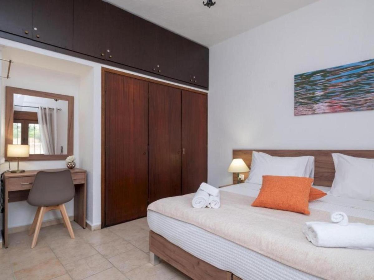 Atalanti Seaside Junior Suites Keratokambos Bagian luar foto
